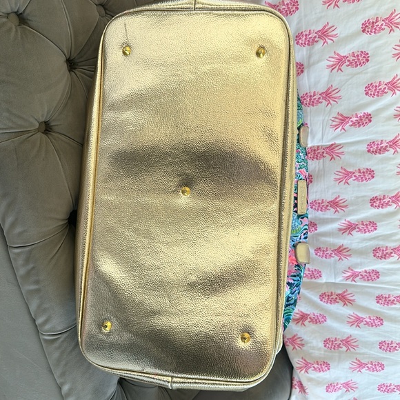 Lilly Pulitzer travel bag duffle bringing mermaid back - Picture 5 of 7